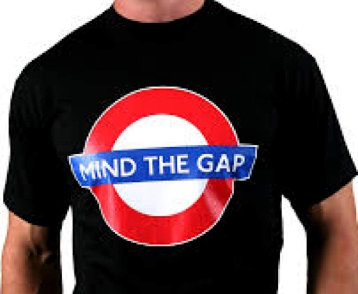 London Underground - Mind The Gap T-Shirt (Black) (Medium)