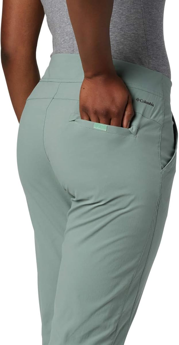 Columbia Women's Anytime Outdoor Capri, Water and Stain Repellent: Clothing