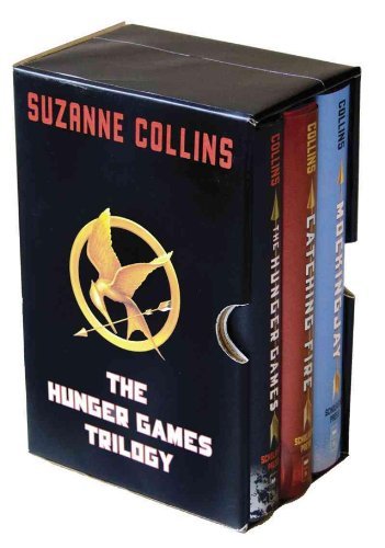 The Hunger Games Trilogy Boxed Set by Suzanne Collins (2010-08-24)