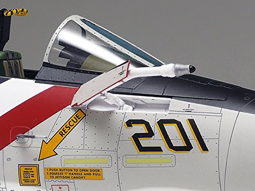 1:48 Tamiya Grumman F-14A Tomcat Model Kit