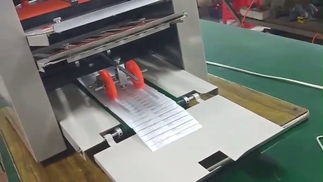 6 Automatic+Folder+Machine+folding+machine