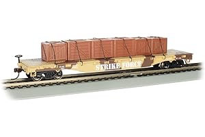 Bachmann Trains - 52’ Center Depressed Flat CAR - Desert Camouflage with CRATES - HO Scale