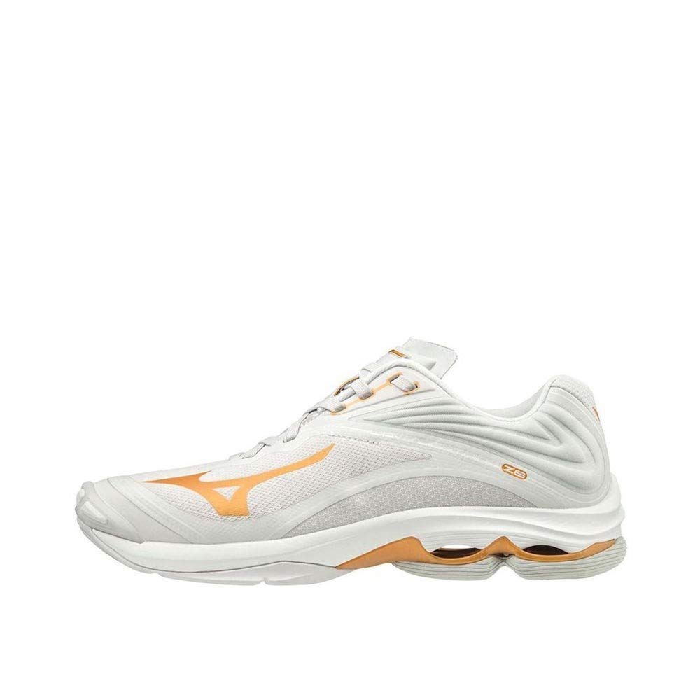 mizuno volleyball shoes india