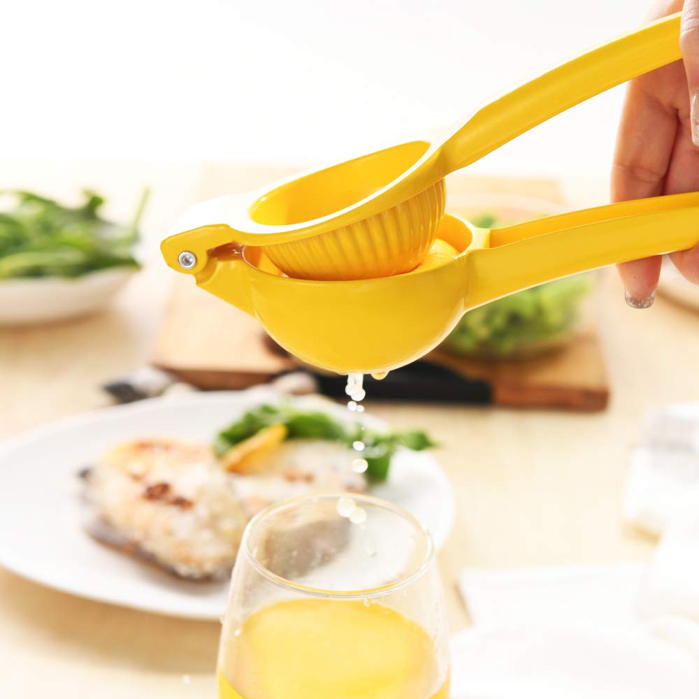 Manual Juicer Citrus Lemon Squeezer, Fruit Juicer Lime Press Metal, Professional Hand Juicer Kitchen Tool(Yellow）