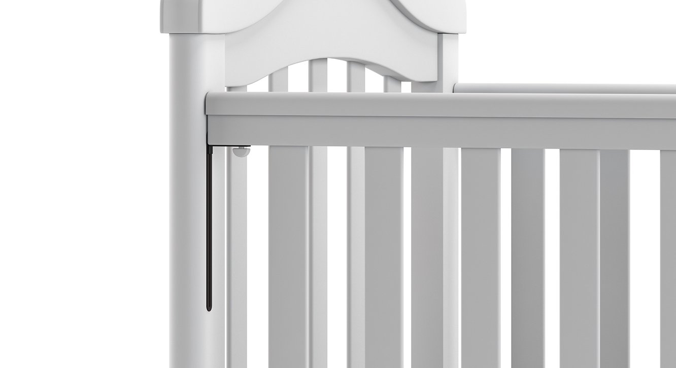 baby cot urban ladder