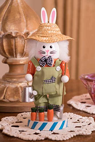 4 Gardening+Nutcracker+Clever+Creations+Collectible