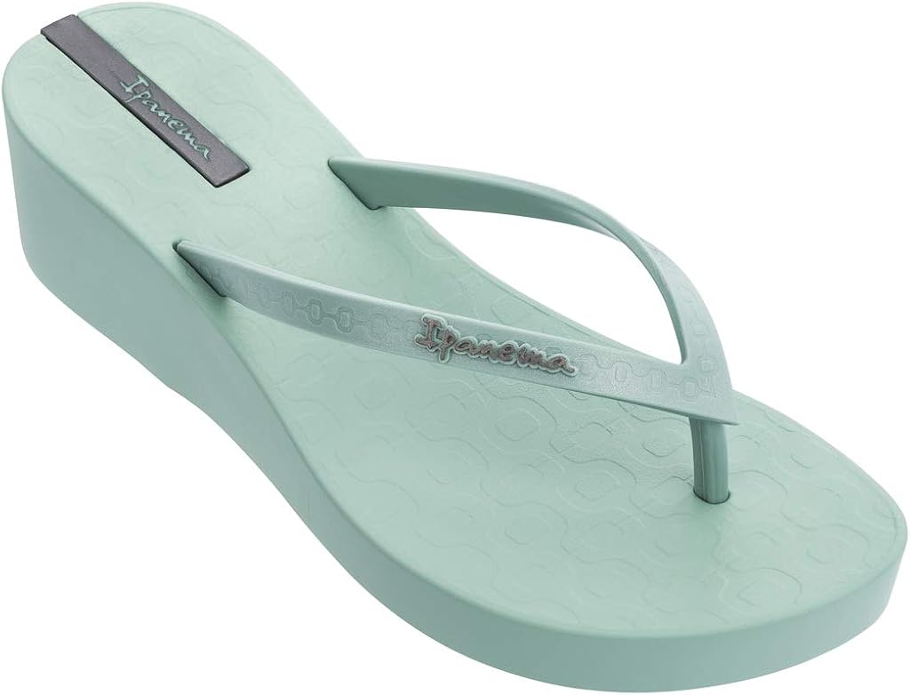 ipanema flip flops near me