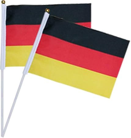 Amazon ドイツ手旗国旗 特大手旗45 30cm手回し旗 国旗 手を振る旗 Germany Flag 市民代表オリンピック大会応援用手回し旗 60cmロッド付き プラスチック棒の手ウェーブ旗 スポーツ 野球 観戦 応援 式典 送迎 祝日 運動会 応援 イベンド 装飾 インテリア コスプレ 小物 Amazon ドイツ手旗国旗 特大手旗45 30cm手回し旗 国旗 手を振る旗 Germany Flag 市民代表オリンピック大会応援用手回し旗 60cmロッド付き プラスチック棒の手ウェーブ旗 スポーツ 野球 観戦 応援 式典 送迎 祝日 運動会 応援 イベンド 装飾 インテリア コスプレ 小物