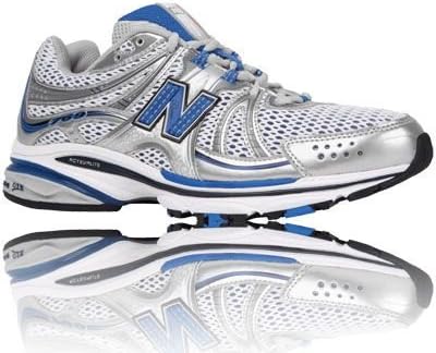 size 2e running shoes