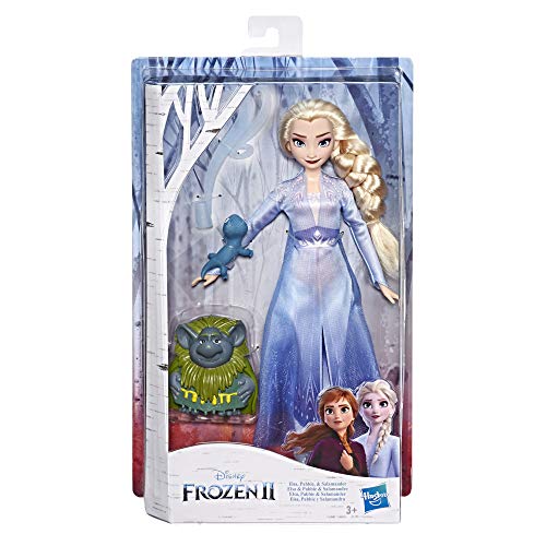 Hasbro Disney Die Eiskönigin Elsa Puppe im Reise-Outfit, inspiriert durch den Film Die Eiskönigin 2, mit Pabbie und Salamander – Bild 3