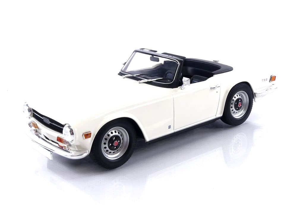 Minichamps 1:18 Triumph TR6 - 1969 - White (Lhd) - Collectible Miniature Car - Adult Collectors - Unisex - 12cm x 30cm x 12cm