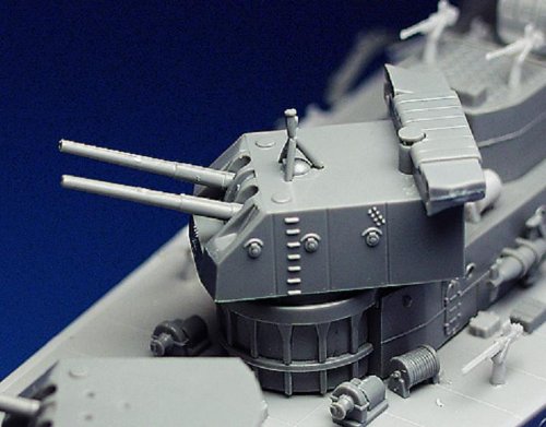 HASEGAWA 40026 1/350 IJN Light Cruiser Yahagi 1945