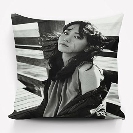 Amazon Co Jp Neemiu 枕カバー 新垣結衣 キャラ 抱き枕カバー かわいい Gakki おしゃれ 笑顔 人気 モダン カバー 40x40 ホーム キッチン