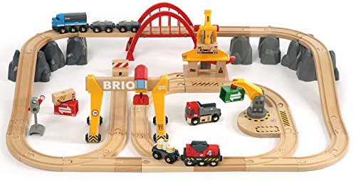 BRIO Cargo Railway Deluxe Set