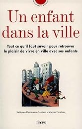 Un  enfant dans la ville