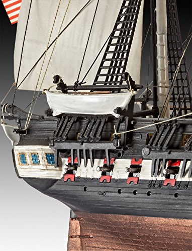 Revell Germany U.S.S. Constitution Kit