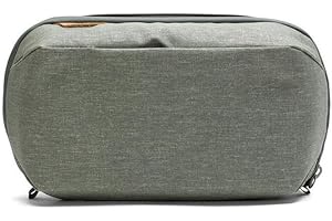 Peak Design Wash Pouch, Sage, Weatherproof Travel Toiletry Bag, Upright or Hanging Dopp Kit with Pockets, Magnetic Toothbrush Pocket, Wide UltraZip Opening, Toiletry Bag for Men and Women