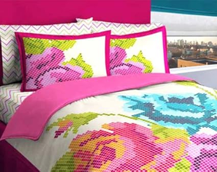 Amazon Com Pink Blue Pixel Flowers Girls Full Comforter Set 8