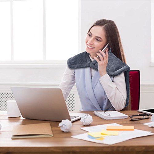 Tech Love XL Electric Shoulder Heating Pad for Neck Shoulders and Back Pain Relief with Fixation Strap Moist Heat Pad Wrap with Auto Shut Off 24” x 25” - Charcoal Gray - Thumbnail 5