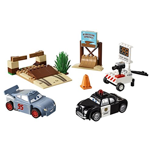 LEGO Juniors 10742 - Rasante Trainingsrunden in der Teufelsschanze – Bild 3
