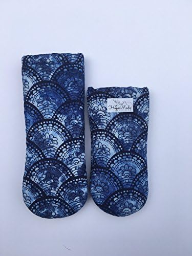 Blue Fan Skilet Handle Hot Pads – Set of 2