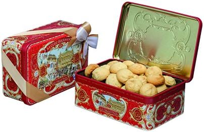 Tin of filled cookies (chocolate and hazelnut)