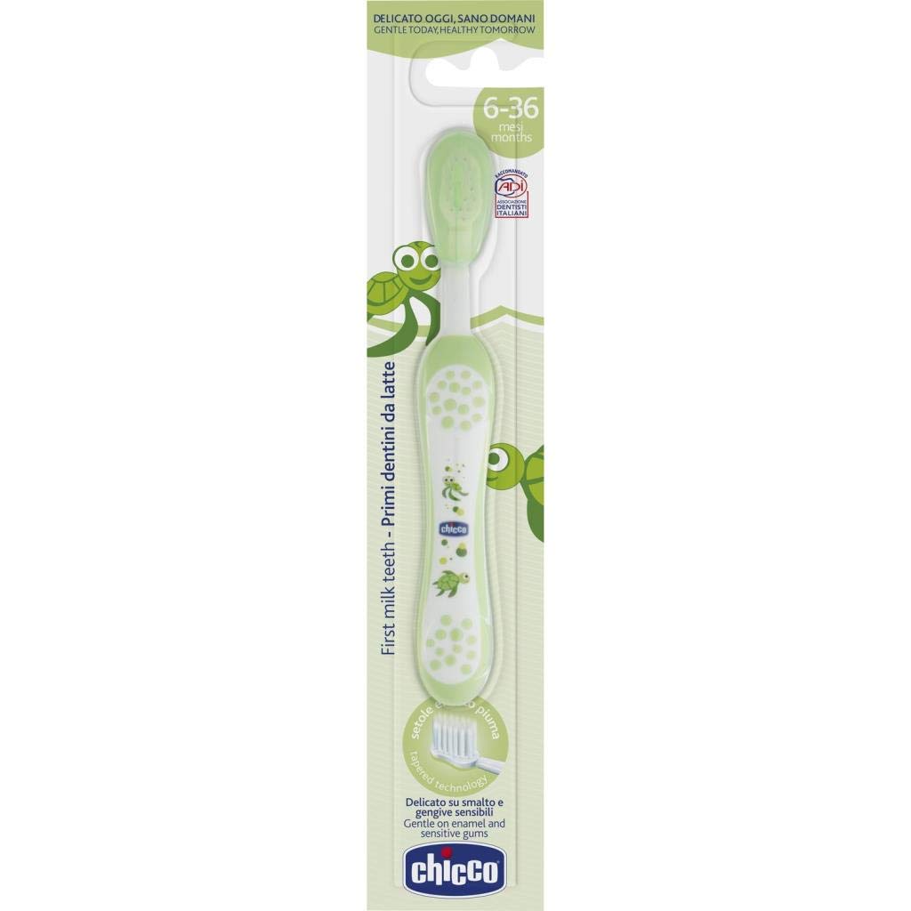 Chicco – Strawberry Toothpaste with Fluoride Toothbrush Amarillo y Verde