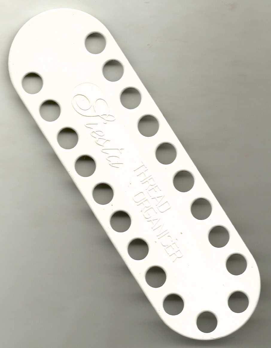 Plastic Thread Organiser by Siesta