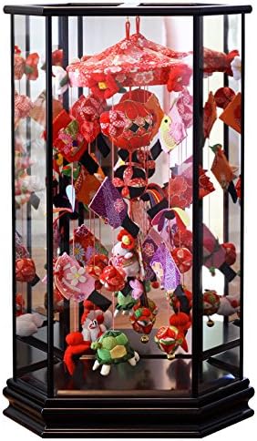 モデル着用 注目アイテム 正月飾り 羽子板 吊るし雛 吊るし飾り 六角ケース飾り 黒塗ケース 幅34cm 奥行24cm 高さ57cm うさぎ羽子板