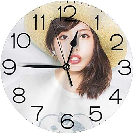 Amazon Co Jp 石原さとみ 置き時計 掛け時計 壁掛け時計 丸い時計 サイレント デジタル時計 おしゃれ 家の装飾 ホーム キッチン