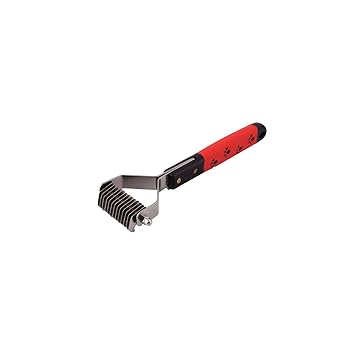 grooming comb with blade