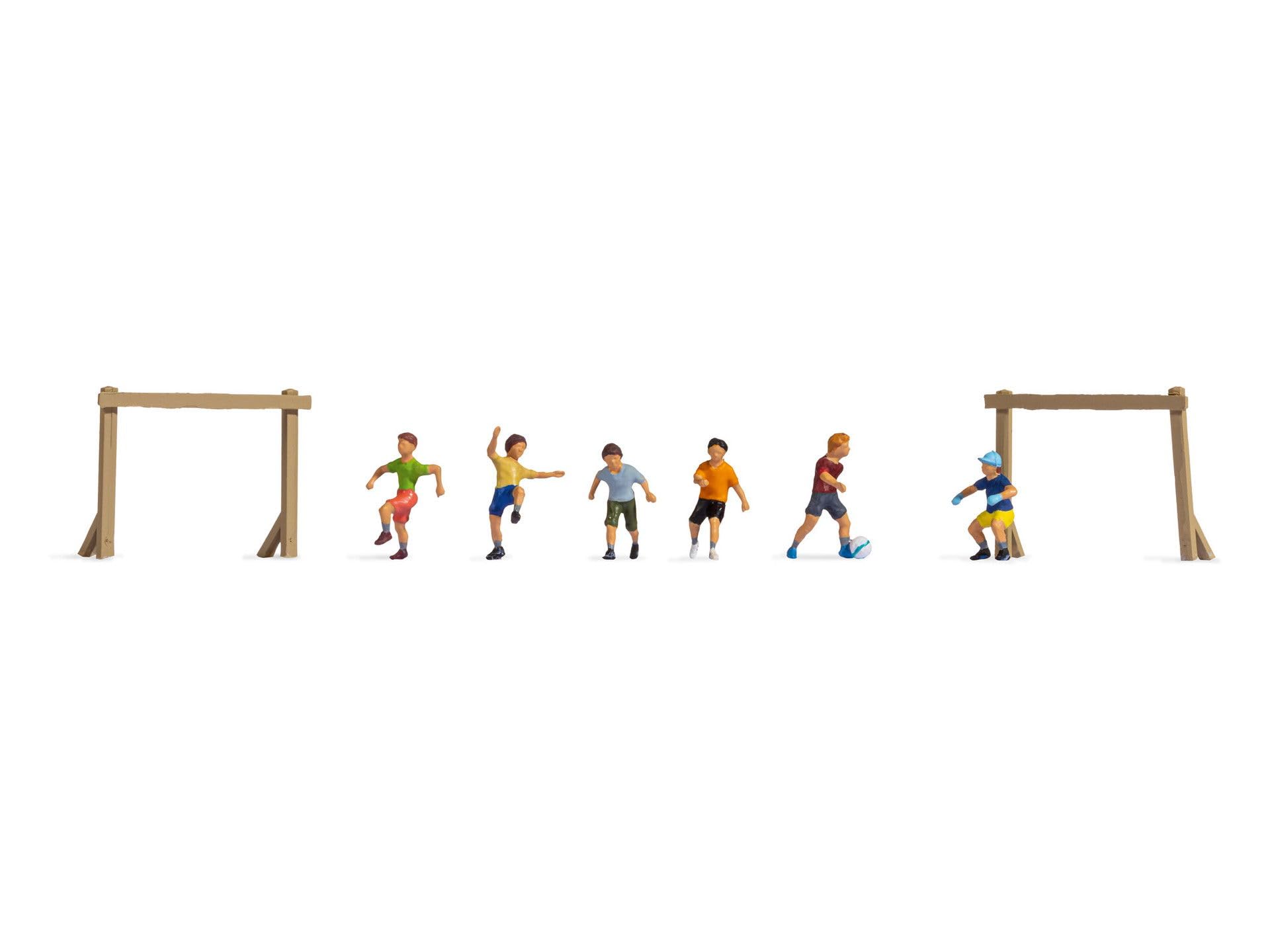 NOCH H0 Figures Children on the Bolzplatz, H0 Miniature Figures Set for Model Making Football Scenes