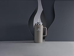 STANLEY Quencher H2.0 Tumbler with Handle & Straw