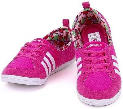 Amazon アディダス レディース パンプス スニーカー ピオナ Piona W Tex F ブルーム ランニングホワイト ランニングホワイト 24 5cm Adidas アディダス ウォーキング