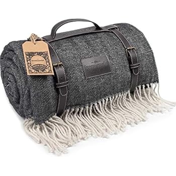 Blanket Carrier Tutorial from Art Gallery Fabrics | WeAllSew