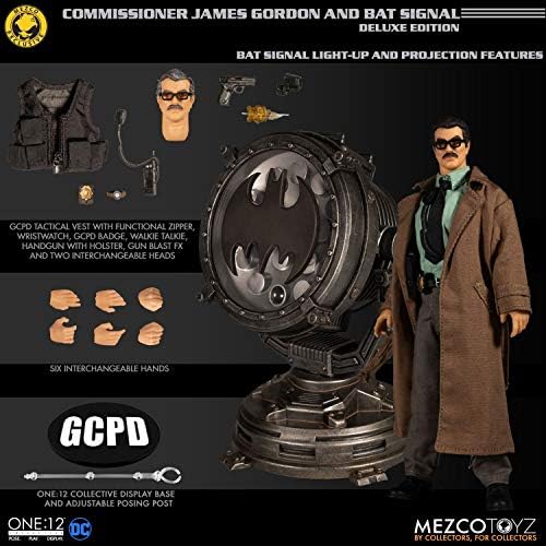 Mezco Commissioner James Gordon and Bat Signal - Deluxe Edition