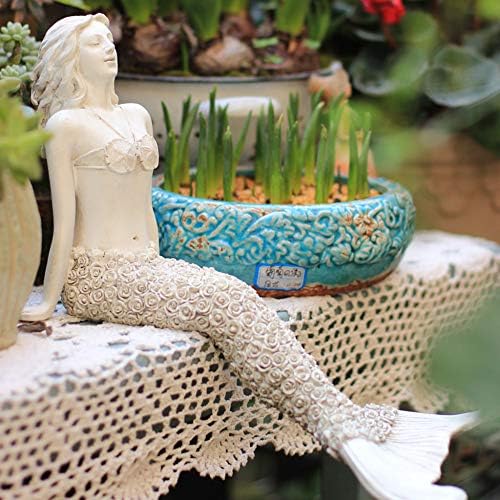 Mermaid Statue Garden Ornaments Decoration Retro Style Indoor Outdoor Resin Sculpture Decor for Families and Friends Gift Idea