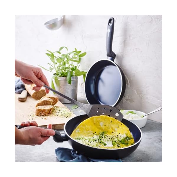 GreenPan-Wok-Nin-Stick-Toxin-Free-Ceramic-Open-Wok-Induction-Oven-Safe-Cookware-28-cm-Black GreenPan Torino Healthy Ceramic Non-Stick 28 cm/3.6 Litre Wok, PFAS Free, Induction,Black