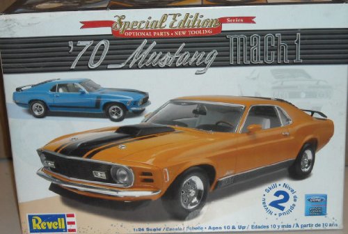 Revell 1:24 '70 Ford Mustang Mach 1 2 'n 1