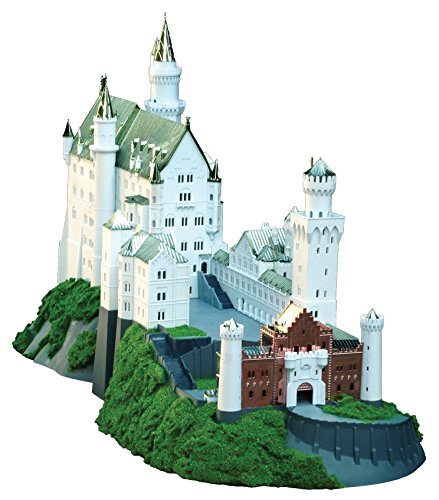 Royal Castles Neuschwanstein (Gold) (Plastic model) Doyusha 1/220