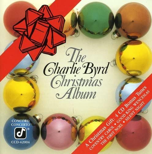 Amazon.com: The Christmas Album: CDs & Vinyl