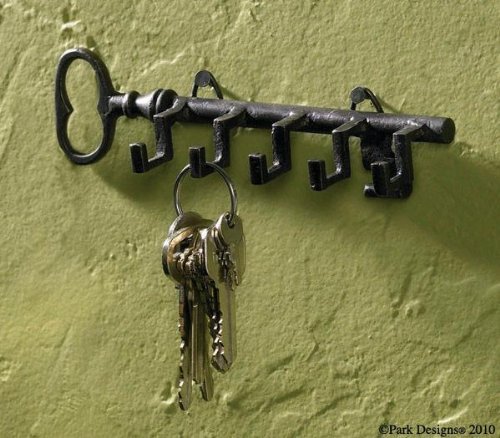 Park Designs Key Shaped Key Hook Rack Antiqued Look
