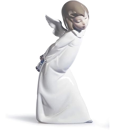 Amazon.com: LLADRÓ Angel with Flute Figurine. Porcelain Angel