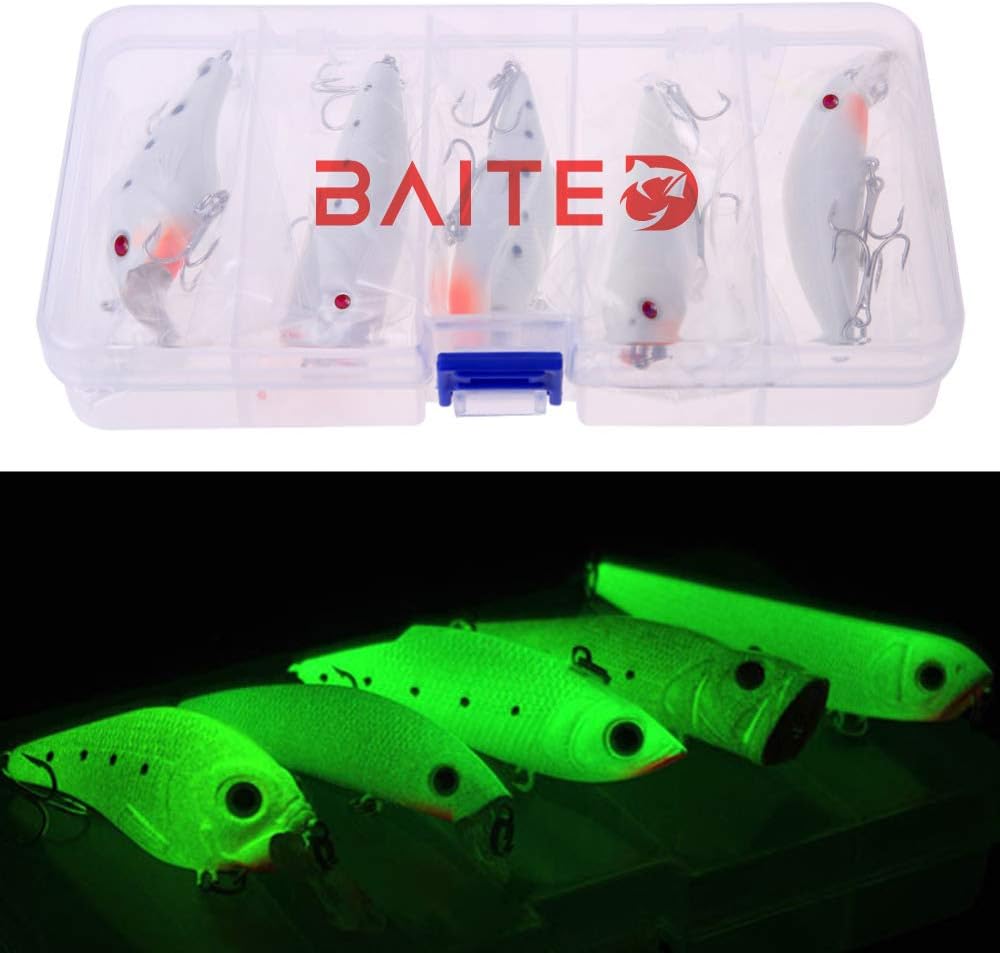 Light 2 Quality Action Minnow Lures Jerkbait Popper – Perfect for Fishing For Pike, Zander and Bass