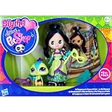 Blythe Loves Littlest Pet Shop - Colourfully Cute Collection - Gorgeous in Green - #B44 Blythe & #2412 Peacock plus Accessories!