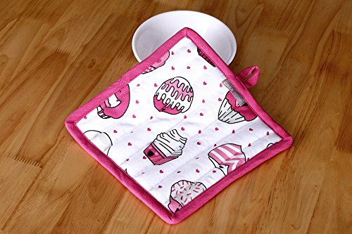 Set of Apron,Oven Mitt,Pot Holder, Pair of Kitchen Towels in a Valentine Cup Cakes Design, Made of 100% Cotton, Eco-Friendly & Safe, Value Pack and Ideal Gift Set, Kitchen Linen Set By CASA DECORS - Thumbnail 7