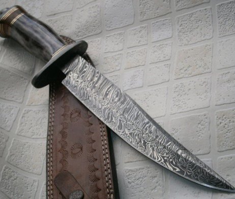 Reg 599 custom handmade damascus steel bowie knife- stu…