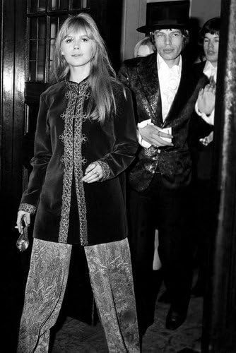 Marianne Faithfull Mick Jagger Classic 1968 11x17 Mini Poster At Amazon S Entertainment Collectibles Store