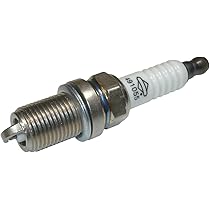 YINETTECH Lot de 2 Bougies D'allumage pour Moteur K6RTC Compatible avec Moteur Briggs & Stratton 491055S 491055 491055T 805015