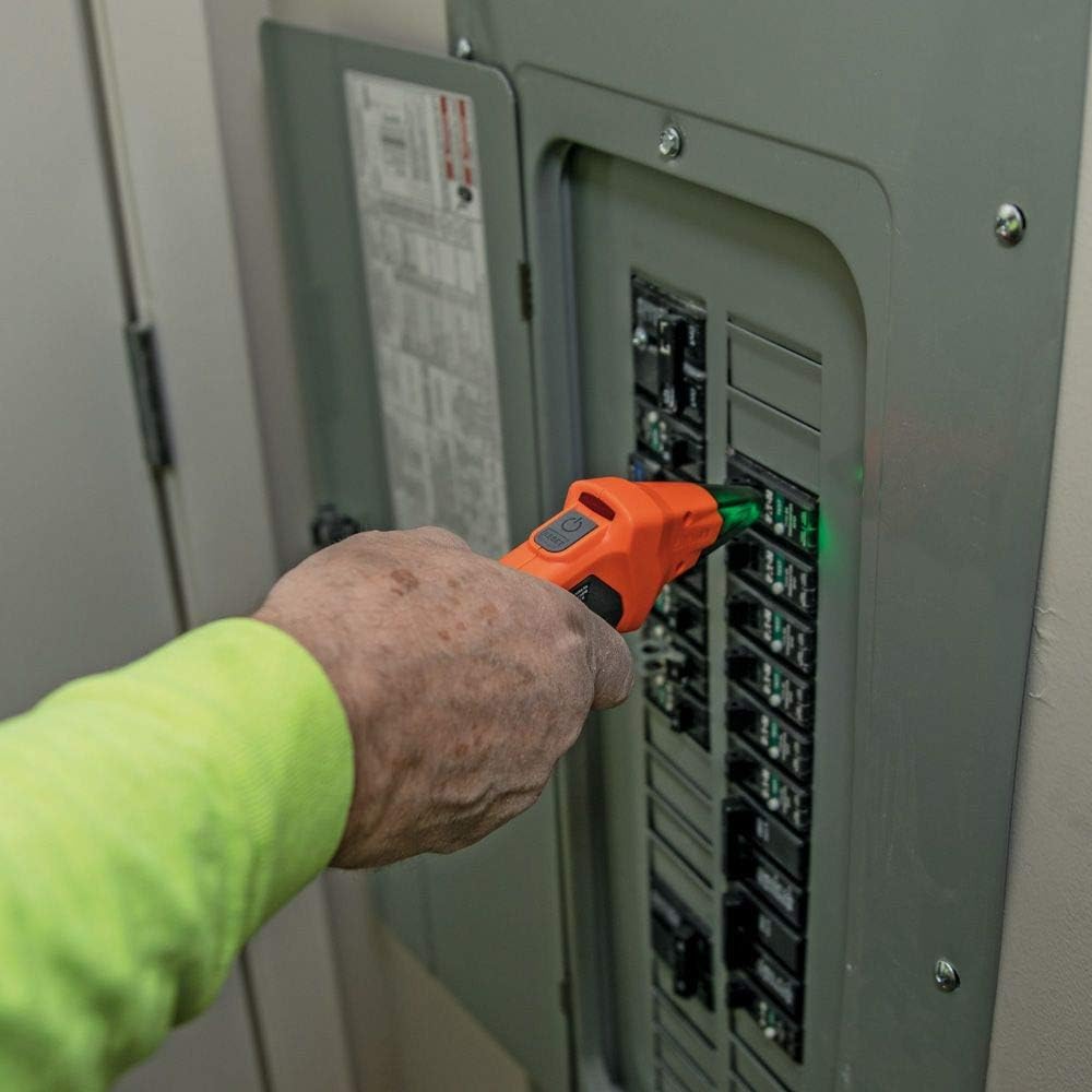 Klein Tools ET310 AC Circuit Breaker Finder with Integrated GFCI Outlet Tester - - 